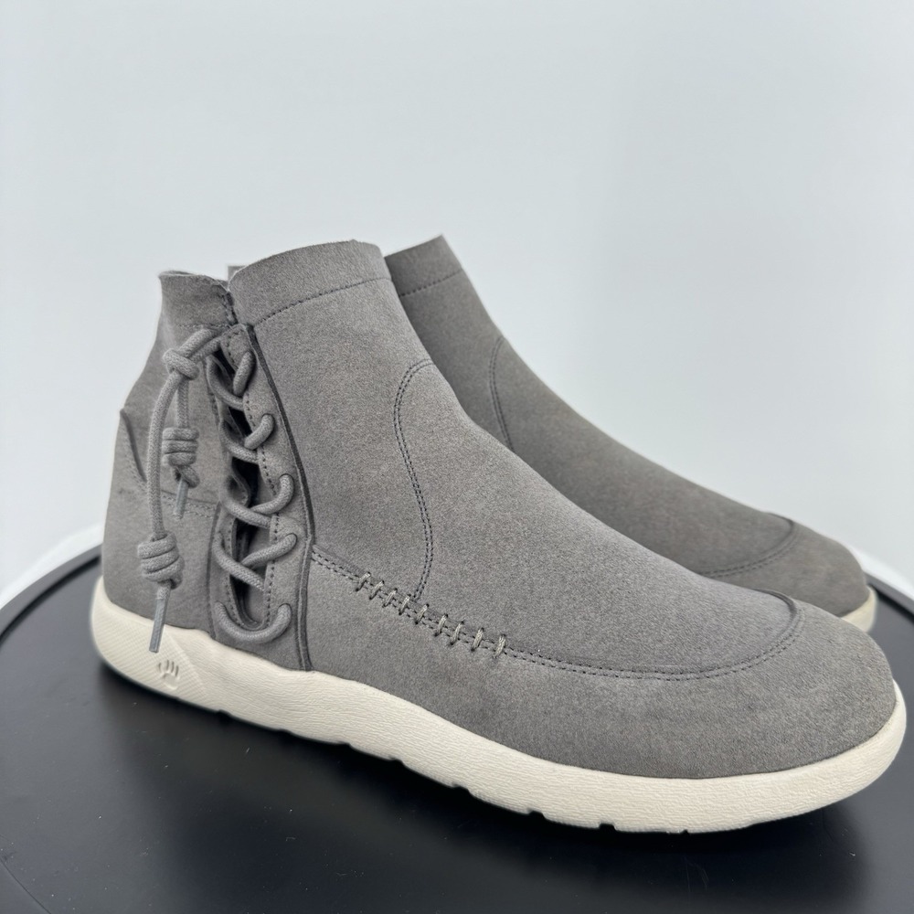 Bearpaw Piper Ankle Sneaker Boots Gray Size 9.5/40.5EU/7.5UK/25.5 Japan. EUC